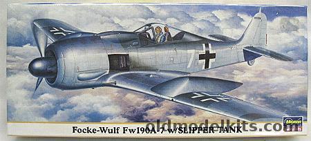 Hasegawa 1/72 Focke-Wulf FW-190 A-7 with Slipper Tank, 00172 plastic model kit